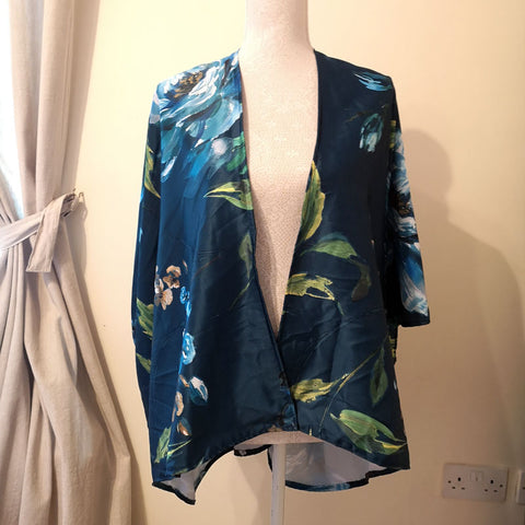 Handmade Upcycled Loose-fitting Kimono - Green Floral
