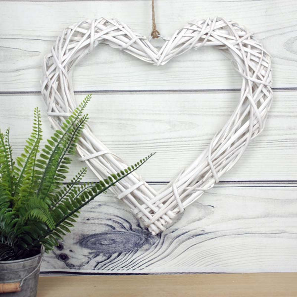 White Rattan Heart - 2 sizes available