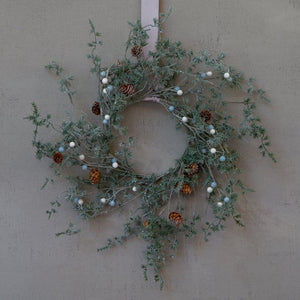 Winter Wonderland Wispy Wreath